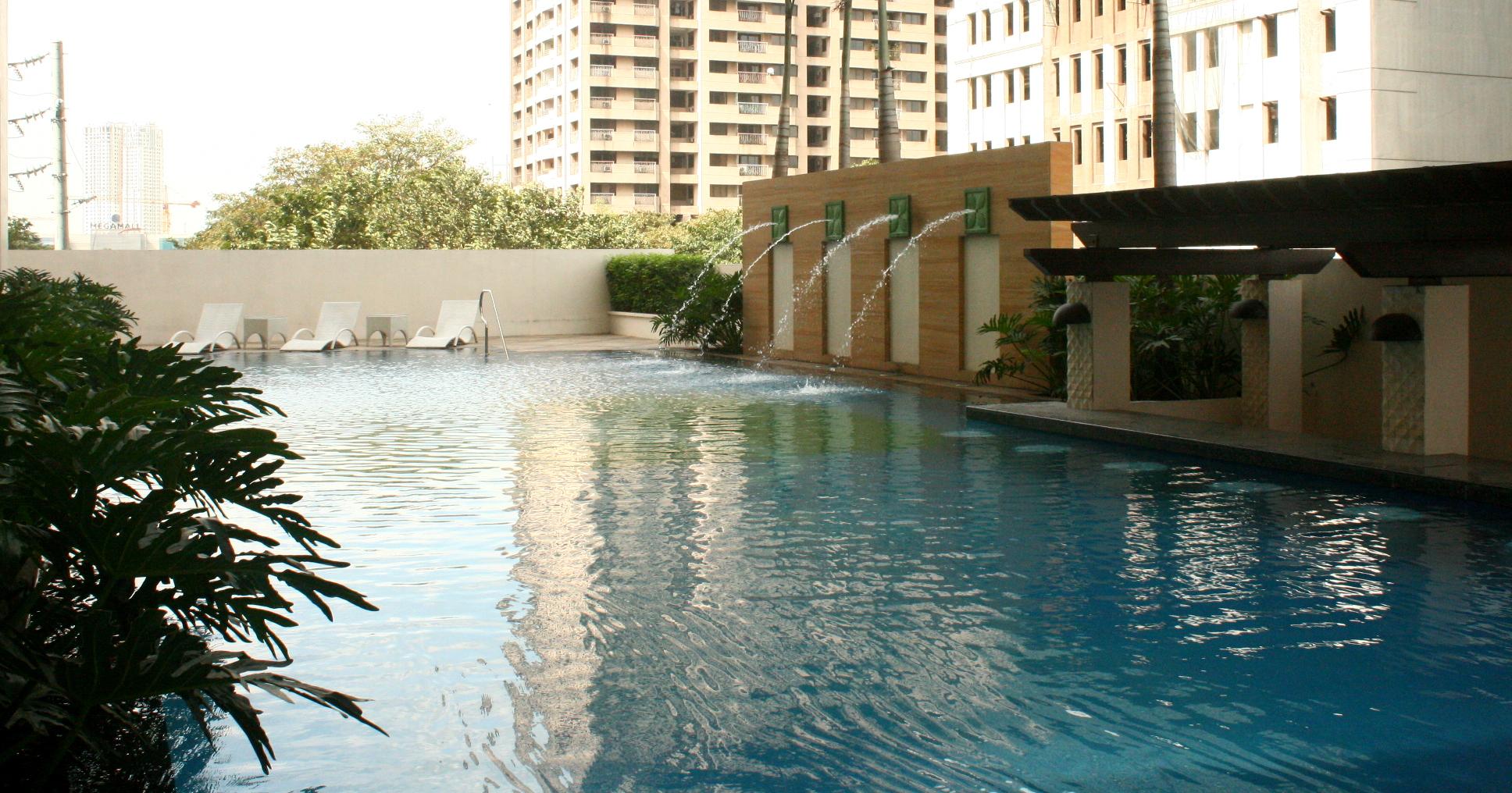 The Exchange Regency Residence Hotel Managed By Hii Pasig City Zewnętrze zdjęcie