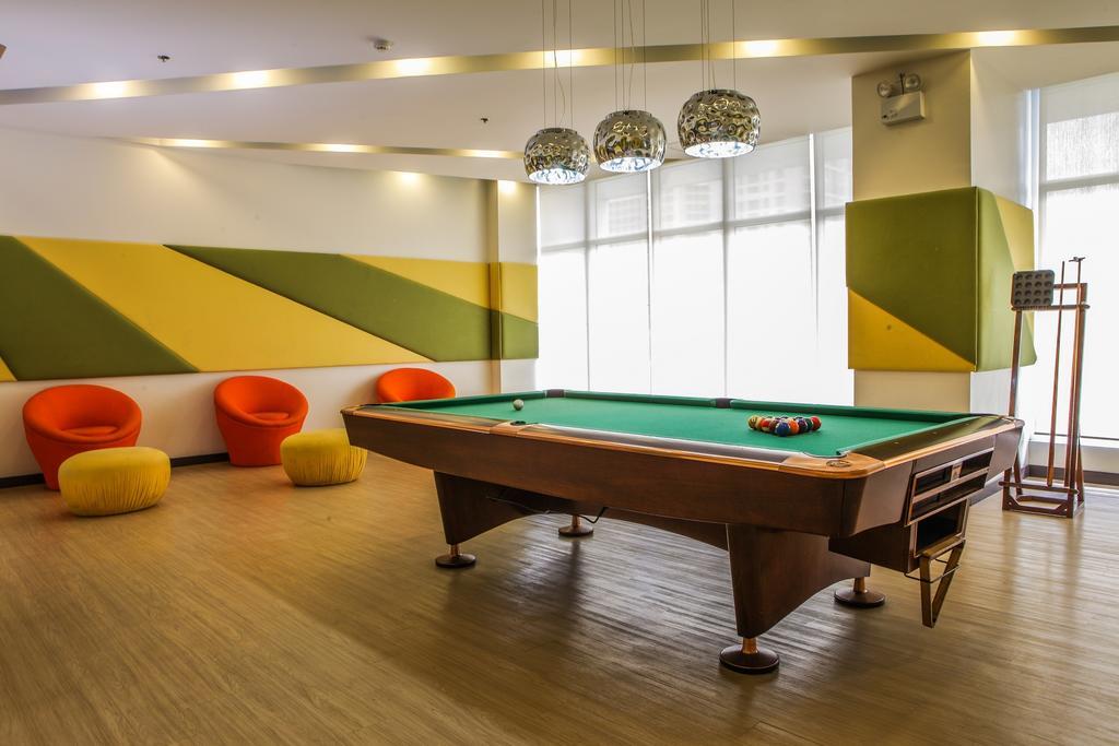The Exchange Regency Residence Hotel Managed By Hii Pasig City Zewnętrze zdjęcie